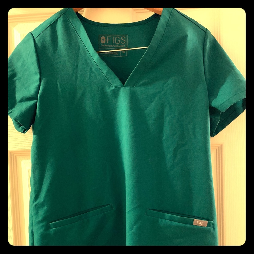 Figs casma Scrub top hunter green xs